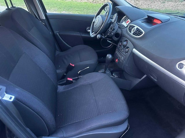 Renault clio estate 1.6 16v dynamique automaat, 68-gkz-1 - afbeelding 10 van  14