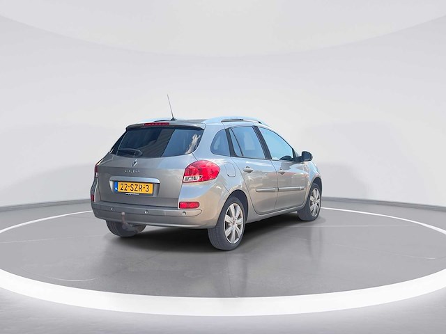 Renault clio estate 1.6-16v night & day 2012 | 22-szr-3 - afbeelding 6 van  15