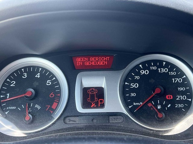 Renault clio estate 1.6-16v night & day 2012 | 22-szr-3 - afbeelding 14 van  15