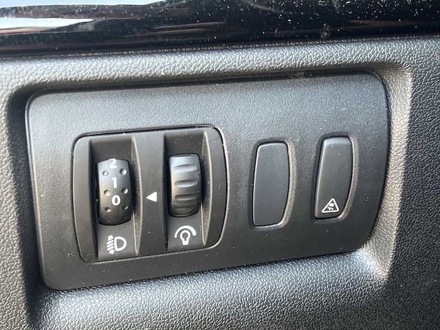 Renault clio estate 1.6-16v night & day 2012 | 22-szr-3 - afbeelding 27 van  28