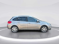 Renault clio estate 1.6-16v night & day 2012 | 22-szr-3 - afbeelding 8 van  28
