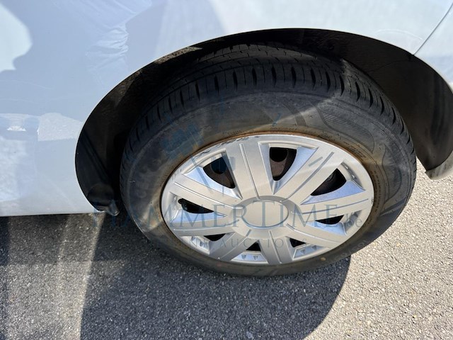 Renault clio iii clio 1.2i 16v authentique 75, 2010 - afbeelding 11 van  27