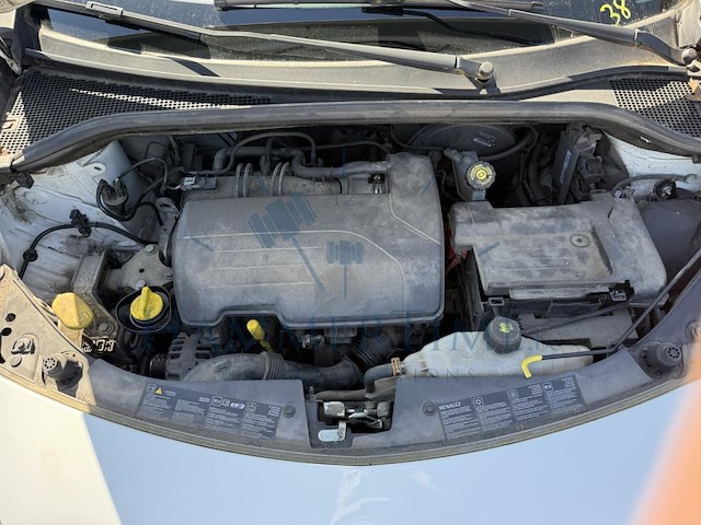 Renault clio iii clio 1.2i 16v authentique 75, 2010 - afbeelding 17 van  27