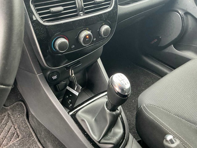 Renault clio personenauto - afbeelding 4 van  22