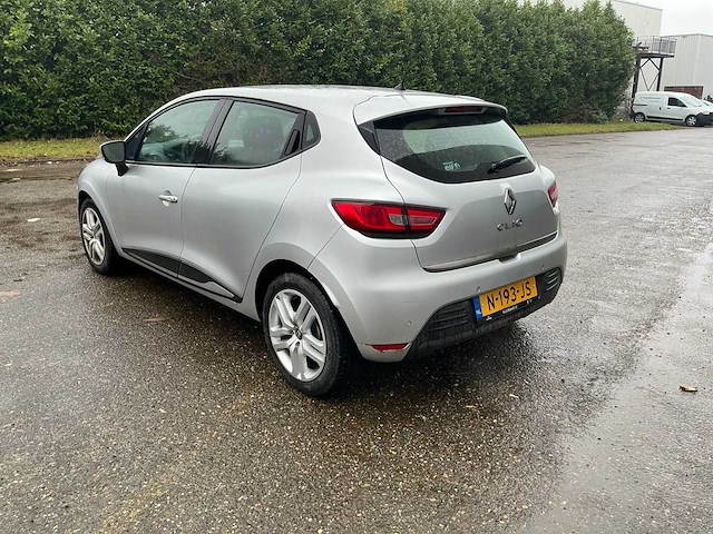 Renault clio personenauto - afbeelding 19 van  22