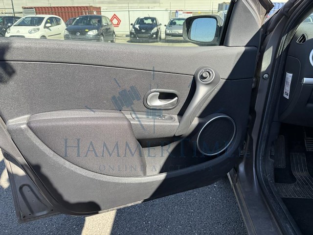 Renault clio sw clio 1.2i 16v authentique 75, 2009 - afbeelding 28 van  30