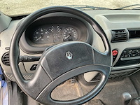 Renault dci90 personenauto - afbeelding 2 van  11