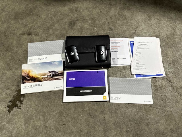 Renault espace 1.6 dci dynamice 7p 4control 160pk 2016, pk-803-t - afbeelding 42 van  47