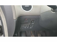 Renault espace 2.0 t dynamique, 29-rk-tt - afbeelding 4 van  13