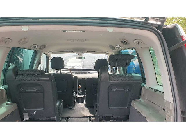 Renault espace 2.0 t dynamique - afbeelding 2 van  3