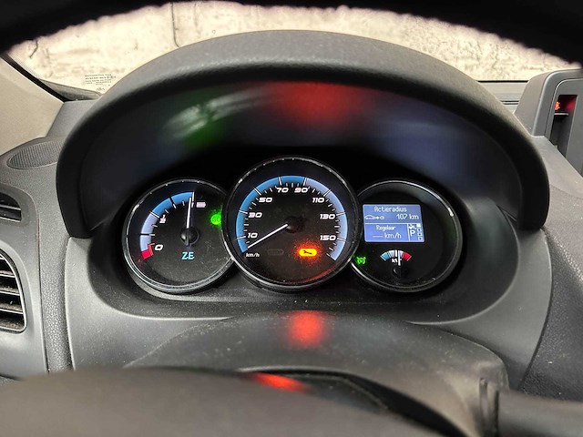 Renault fluence z.e. dynamique (ex accu) 68pk 2012, 38-tbx-9 - afbeelding 15 van  36