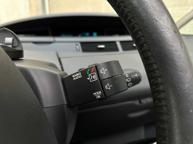 Renault grand espace 2.0 dci celsium 173pk 2012 (origineel-nl) 7-persoons, 34-szp-9 - afbeelding 8 van  57