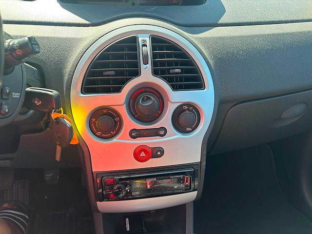 Renault grand modus 1.2 tce dynamique 2011 | 41-rdx-1 i - afbeelding 9 van  13