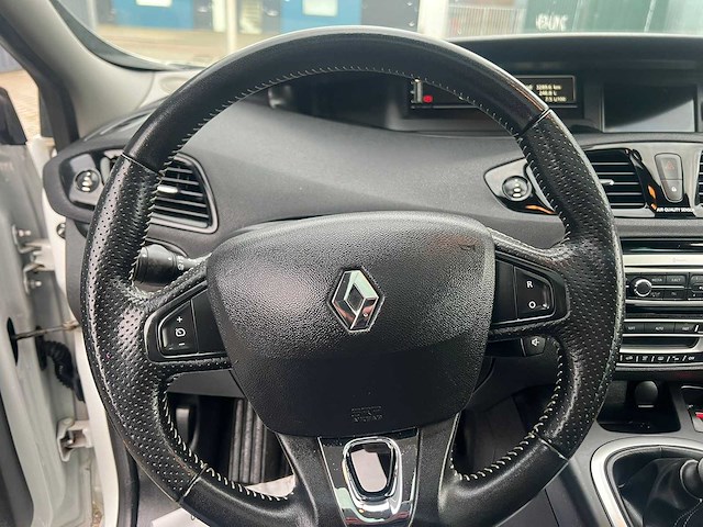 Renault grand scénic 1.2 tce bose, 9-tpj-20 - afbeelding 19 van  27