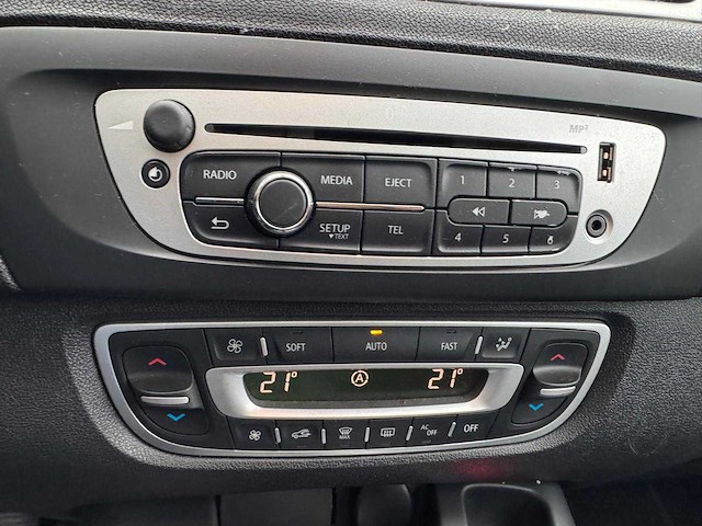 Renault grand scénic 1.2 tce privilege 7p 3-xhr-84 - afbeelding 19 van  34