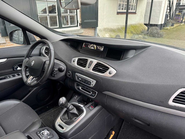 Renault grand scénic 1.2 tce privilege 7p 3-xhr-84 - afbeelding 19 van  34