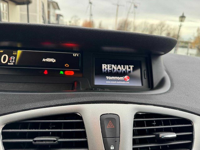 Renault grand scénic 1.2 tce privilege 7p 3-xhr-84 - afbeelding 28 van  34