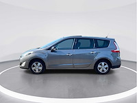 Renault grand scénic 2.0 bose 7p. 2012 | 23-tbk-5 - afbeelding 3 van  21