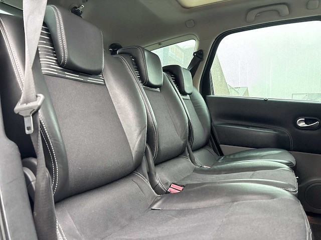 Renault grand scénic 2.0 dci tech line 7 persoons 2008 | 38-gns-4 - afbeelding 19 van  30