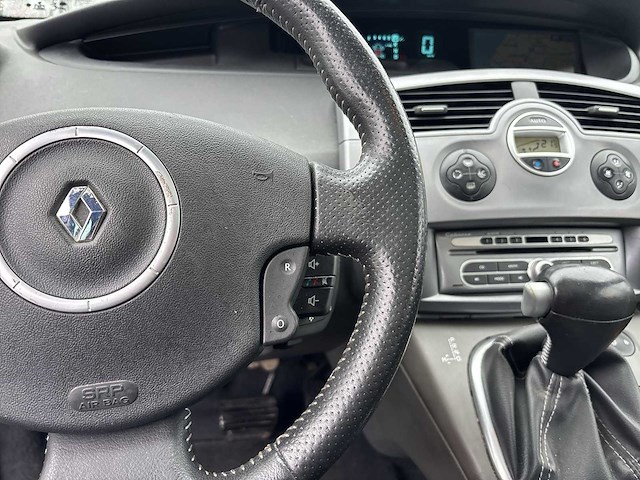 Renault grand scénic 2.0 dci tech line 7 persoons 2008 | 38-gns-4 - afbeelding 14 van  29