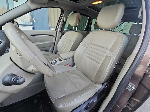 Renault grand scénic 2.0 privilege 2010 | 61-krn-1 - afbeelding 11 van  15