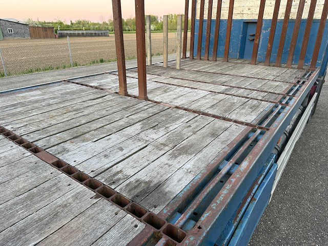 Renault hr 388 6x2 autolaadkraan 22t/m1 met draco aanhangwagen - afbeelding 13 van  39