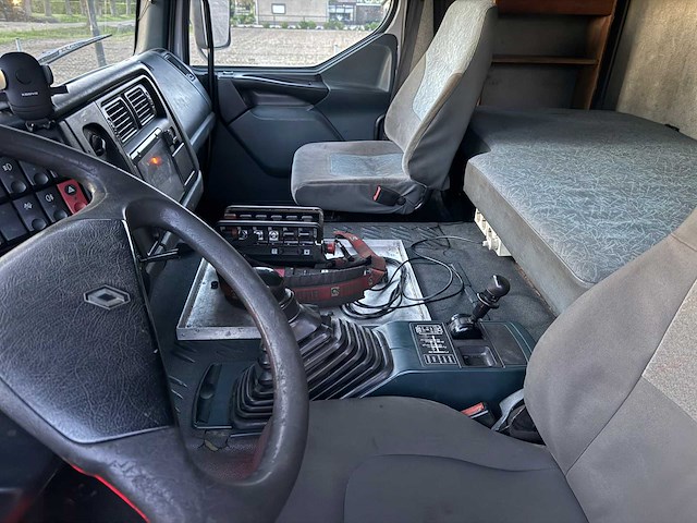 Renault hr 388 6x2 autolaadkraan 22t/m1 met draco aanhangwagen - afbeelding 22 van  39