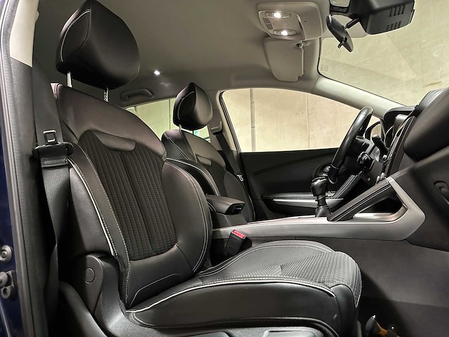 Renault kadjar 1.2 tce bose 129pk 2016 (origineel-nl), jn-153-d - afbeelding 38 van  44