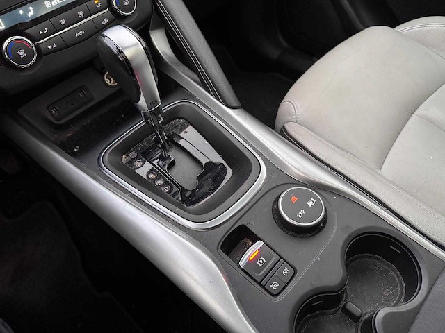 Renault kadjar 1.2 tce limited, p-104-bx - afbeelding 10 van  19