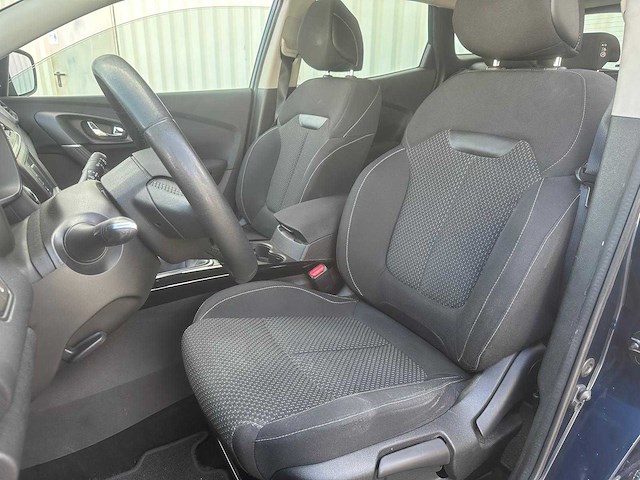 Renault kadjar 1.2 tce zen * hd-198-r - afbeelding 13 van  17