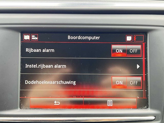 Renault kadjar 1.6 tce bose | pz-692-b - afbeelding 18 van  38