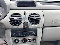 Renault kangoo 1.2i 16v authentique confort,2005 - afbeelding 8 van  37