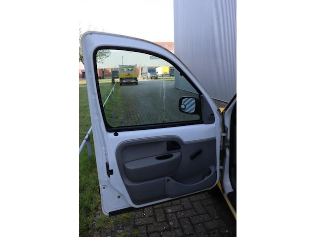 Renault kangoo 1.5 dci 42kw bedrijfsauto - kenteken: 16-bs-sp - afbeelding 8 van  28
