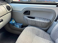 Renault kangoo 1.6-16v privilège invalide 49-np-sf - afbeelding 14 van  31
