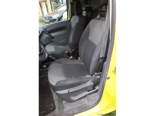 Renault kangoo bedrijfsauto - kenteken: v-461-td - afbeelding 11 van  32