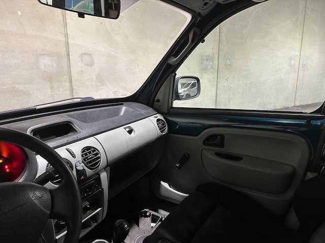 Renault kangoo express 1.5 dci 65 grand confort grand volume 65pk 2004 (origineel-nl), 35-br-jk - afbeelding 27 van  32