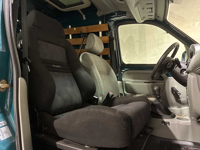 Renault kangoo express 1.5 dci 65 grand confort grand volume 65pk 2004 (origineel-nl), 35-br-jk - afbeelding 20 van  32