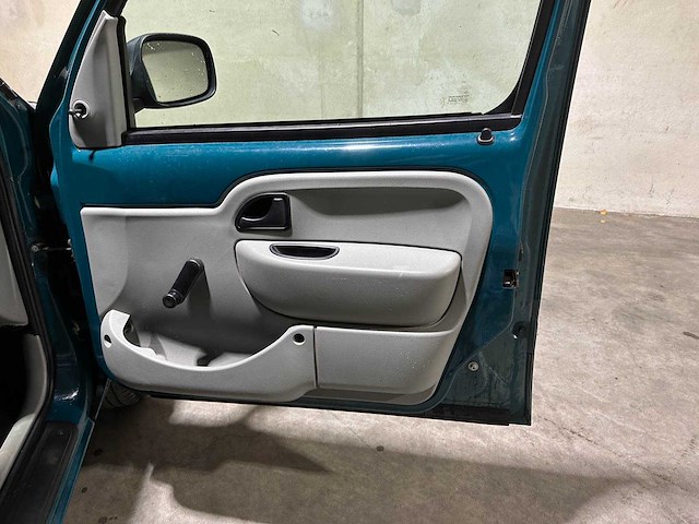 Renault kangoo express 1.5 dci 65 grand confort grand volume 65pk 2004 (origineel-nl), 35-br-jk - afbeelding 8 van  32