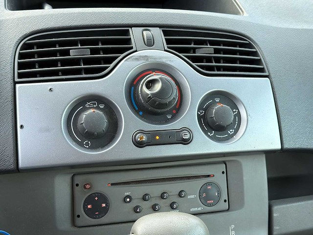 Renault kangoo family 1.6-16v expression 2009 | 01-svh-5 - afbeelding 9 van  28