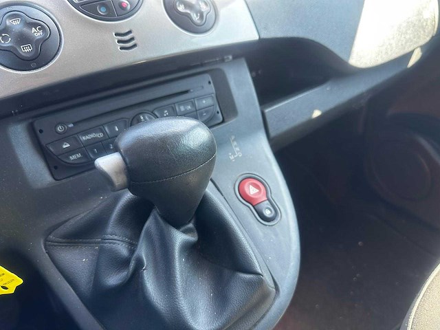 Renault kangoo family 1.6-16v privilège * 81-szb-8 - afbeelding 6 van  19