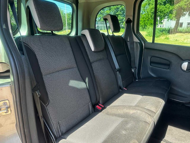 Renault kangoo family 1.6-16v privilège * 81-szb-8 - afbeelding 17 van  19
