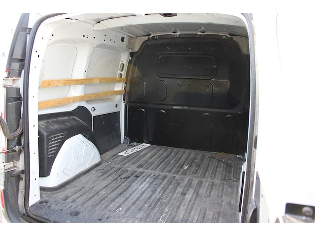 Renault kangoo type w variant fw50 diesel euro 6 met kenteken v-256-tg. datum eerste toelating 14 november ... - afbeelding 5 van  8