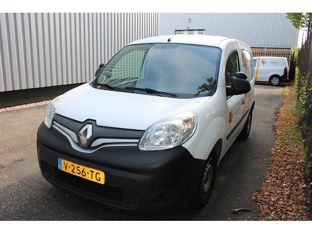 Renault kangoo type w variant fw50s1 diesel euro 6 met kenteken v-689-dp. datum eerste toelating 31-01-2017 - afbeelding 4 van  9