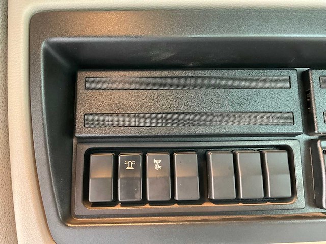 Renault kerax 430 dxi vrachtwagen met autolaadkraan hiab 166 es-4 hiduo - afbeelding 60 van  94