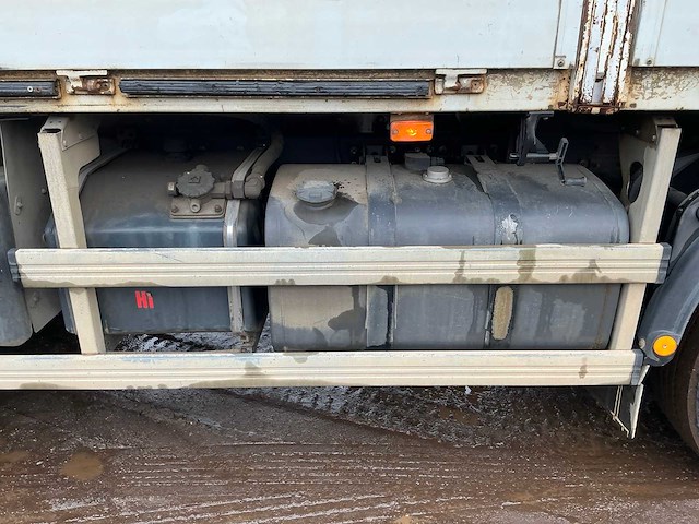Renault kerax 430 dxi vrachtwagen met autolaadkraan hiab 166 es-4 hiduo - afbeelding 33 van  70