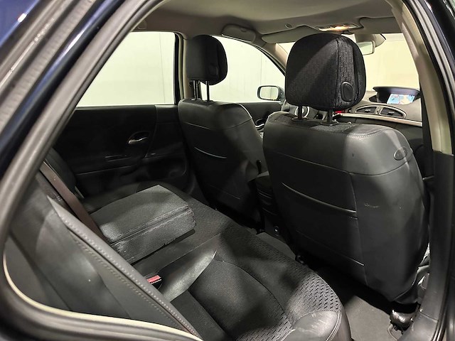 Renault laguna 1.6-16v tech line 40-tr-hn - afbeelding 4 van  21