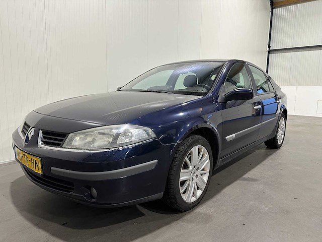 Renault laguna 1.6-16v tech line 40-tr-hn - afbeelding 1 van  21