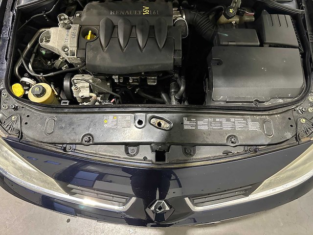 Renault laguna 1.6-16v tech line 40-tr-hn - afbeelding 13 van  21