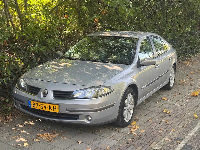 Renault laguna 1.6-16v tech line, 87-sv-kh - afbeelding 1 van  11