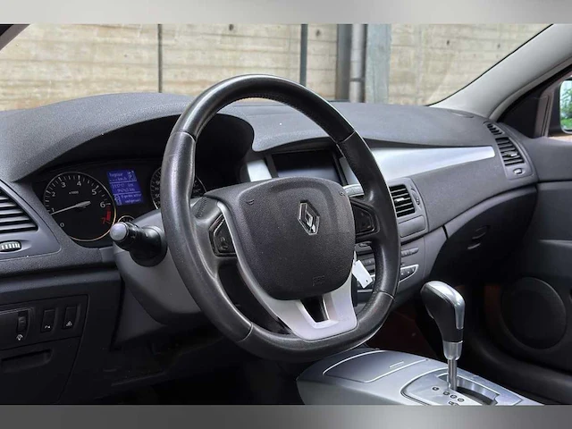 Renault laguna 2.0 16v t dynamique 170pk 2007 (origineel-nl), 75-xv-rg - afbeelding 17 van  51